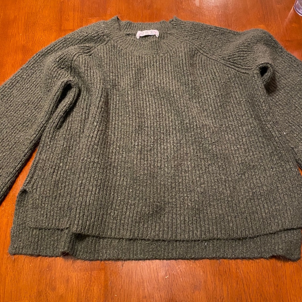 Chunky Bell Sleeve Sweater